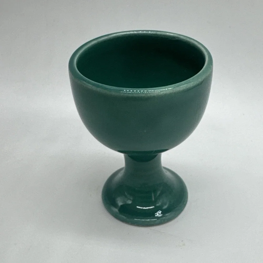 VINTAGE HOMER LAUGHLIN HARLEQUIN SPRUCE GREEN INDIVIDUAL EGG CUP  2.5